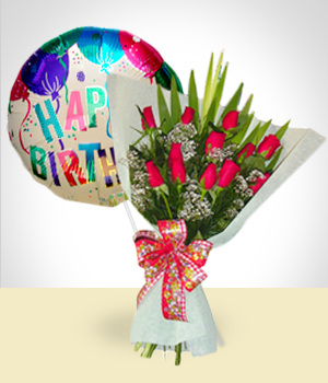 Flores a El Salvador Combo de Cumpleaos: Bouquet de 12 Rosas + Globo Feliz Cumpleaos